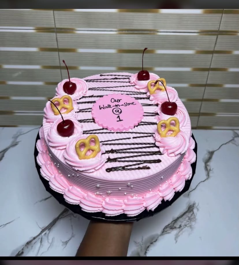 OREOS DELICACIES Celebration Cake